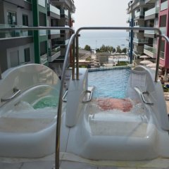 Konak Seaside Homes Турция, Аланья - отзывы, цены и фото номеров - забронировать отель Konak Seaside Homes онлайн бассейн фото 2