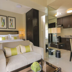 Отель Bellini Suites at Presidio Lakefront комната для гостей фото 2