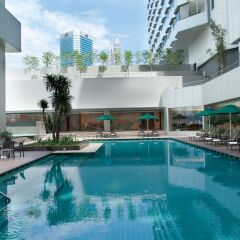 Отель DoubleTree By Hilton Kuala Lumpur Малайзия, Куала-Лумпур - 3 отзыва об отеле, цены и фото номеров - забронировать отель DoubleTree By Hilton Kuala Lumpur онлайн с домашними животными