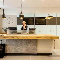 Отель ibis Nuernberg Altstadt интерьер отеля