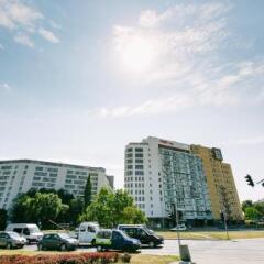 Отель Renttner Apartamenty Польша, Варшава - отзывы, цены и фото номеров - забронировать отель Renttner Apartamenty онлайн