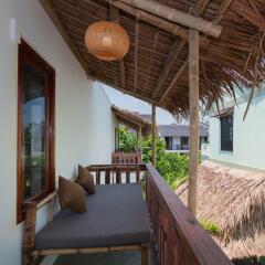 Отель The Beach Hoi An балкон