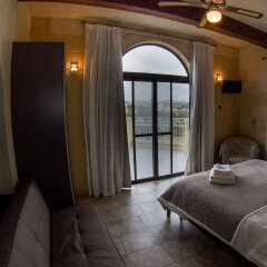 Отель Country Views Bed & Breakfast Мальта, Виктория - отзывы, цены и фото номеров - забронировать отель Country Views Bed & Breakfast онлайн комната для гостей фото 2
