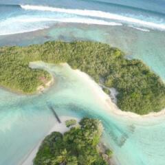 Отель Thulusdhoo Surf Camp Остров Гасфинолу пляж