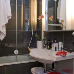 Отель Aparthotel Adagio Paris Opéra ванная