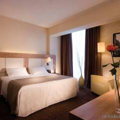 Отель DoubleTree by Hilton Milan Милан комната для гостей фото 5