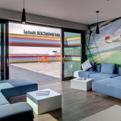 MEININGER Hotel Berlin Airport комната для гостей