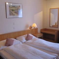 Отель Bernerhof Grindelwald Швейцария, Гриндельвальд - отзывы, цены и фото номеров - забронировать отель Bernerhof Grindelwald онлайн комната для гостей