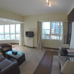 Number One Tower Suites Hotel комната для гостей фото 3