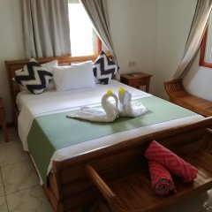 Lucy's guesthouse in La Digue, Seychelles from 99$, photos, reviews - zenhotels.com guestroom photo 2