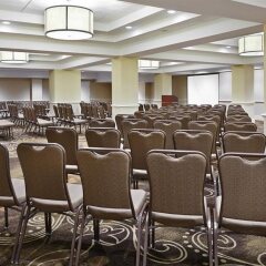 Отель DoubleTree by Hilton Silver Spring фото 2