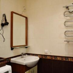 Гостиница Best KievApartment on 21/8 Malopodvalnaya str. ванная фото 2