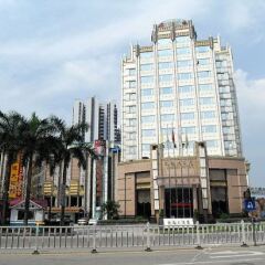 Kingdom Hotel пляж