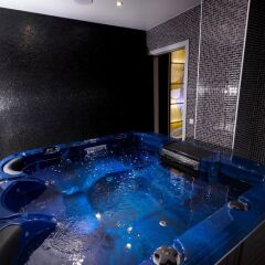 Гостиница Soderis Residence & Spa бассейн