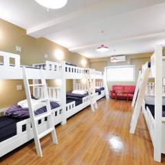 Отель Khaosan World Asakusa RYOKAN & HOSTEL Япония, Токио - отзывы, цены и фото номеров - забронировать отель Khaosan World Asakusa RYOKAN & HOSTEL онлайн спортивное сооружение