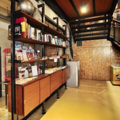ZEN Hostel Decho Road развлечения