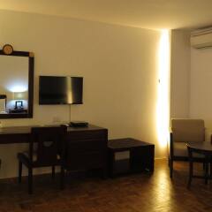 Century Plaza Hotel удобства в номере
