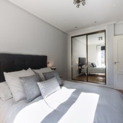 Отель Premium Luxury City Center Apartment Испания, Мадрид - отзывы, цены и фото номеров - забронировать отель Premium Luxury City Center Apartment онлайн комната для гостей фото 5