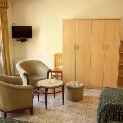 Отель Hostal Abrevadero удобства в номере