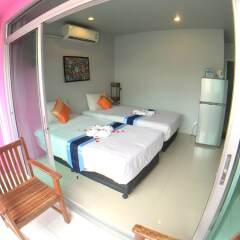 Отель The Room Patong балкон