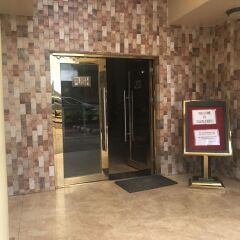 Отель Gold Value Hotels Нигерия, Энугу - отзывы, цены и фото номеров - забронировать отель Gold Value Hotels онлайн парковка