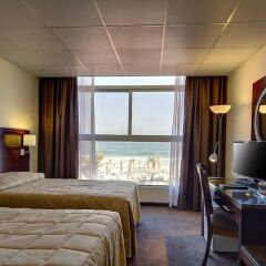 Отель Ajman Beach Hotel ОАЭ, Аджман - 3 отзыва об отеле, цены и фото номеров - забронировать отель Ajman Beach Hotel онлайн комната для гостей фото 5