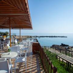 Отель Cavo Maris Beach балкон