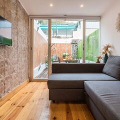 Апартаменты Liberty Patio Two-Bedroom Apartment w/ Patio - by LU Holidays комната для гостей фото 3