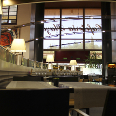Hotel Silken Amara Plaza гостиничный бар