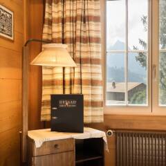 Отель Gstaad - Amazing Lake Chalet удобства в номере