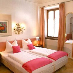 Отель Altstadthotel Wolf Зальцбург комната для гостей фото 4