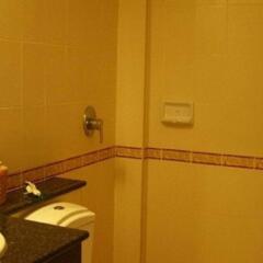 Thai Ayodhya Villas & Spa Hotel ванная фото 2