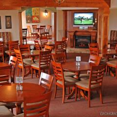 Отель Holiday Inn Express & Suites Charlottetown гостиничный бар