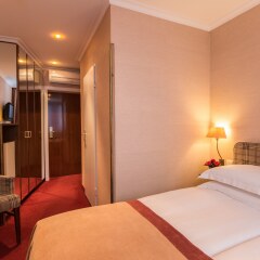Отель Best Western Plus Hotel St. Raphael Германия, Гамбург - отзывы, цены и фото номеров - забронировать отель Best Western Plus Hotel St. Raphael онлайн комната для гостей фото 2