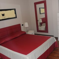 Отель Residenza Segrate Centro Srl сейф в номере