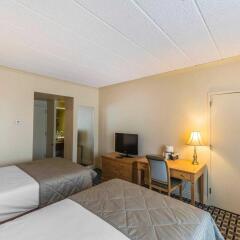 Отель Travelodge by Wyndham Hotel & Convention Centre Quebec City Канада, Квебек - отзывы, цены и фото номеров - забронировать отель Travelodge by Wyndham Hotel & Convention Centre Quebec City онлайн удобства в номере