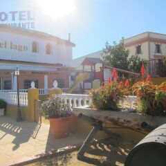 Hotel Restaurante El Lago