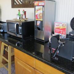Отель Best Western Royal Host Inn в номере
