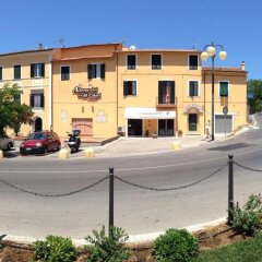 Отель Albergo Dei 10 Colori Проччио парковка