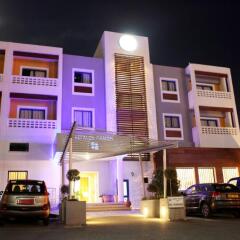 Kefalos - Damon Hotel Apartments парковка