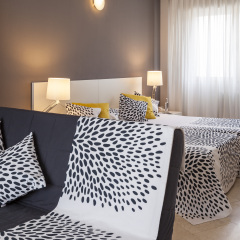 Отель Apartamentos Sercotel Togumar комната для гостей фото 2