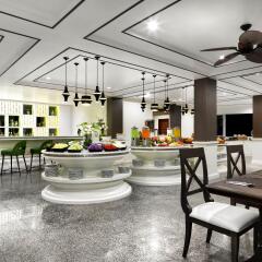 Отель Chanalai Flora Resort пляж Ката интерьер отеля