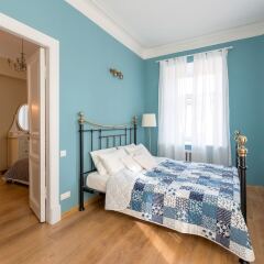 Отель City of Rivers Near Hermitage 4 Rooms Санкт-Петербург комната для гостей фото 5