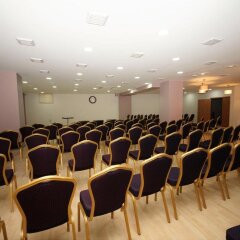 Yucel Hotel Турция, Усак - отзывы, цены и фото номеров - забронировать отель Yucel Hotel онлайн интерьер отеля