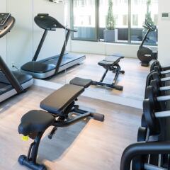 Отель Sandton Brussels Centre фитнесс-зал фото 3