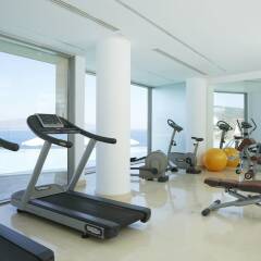 Lindos Blu Luxury Hotel & Suites - Adults Only фитнесс-зал