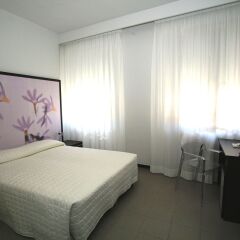 Hotel Solarium Чивитанова-Марке комната для гостей