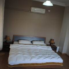 Alballouti Hotel Suites Амман комната для гостей фото 15