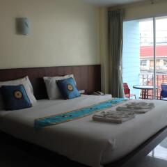 Отель Patong Palm Guesthouse комната для гостей