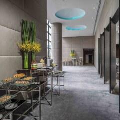 Отель Holiday Inn Bangkok Sukhumvit Бангкок интерьер отеля фото 3